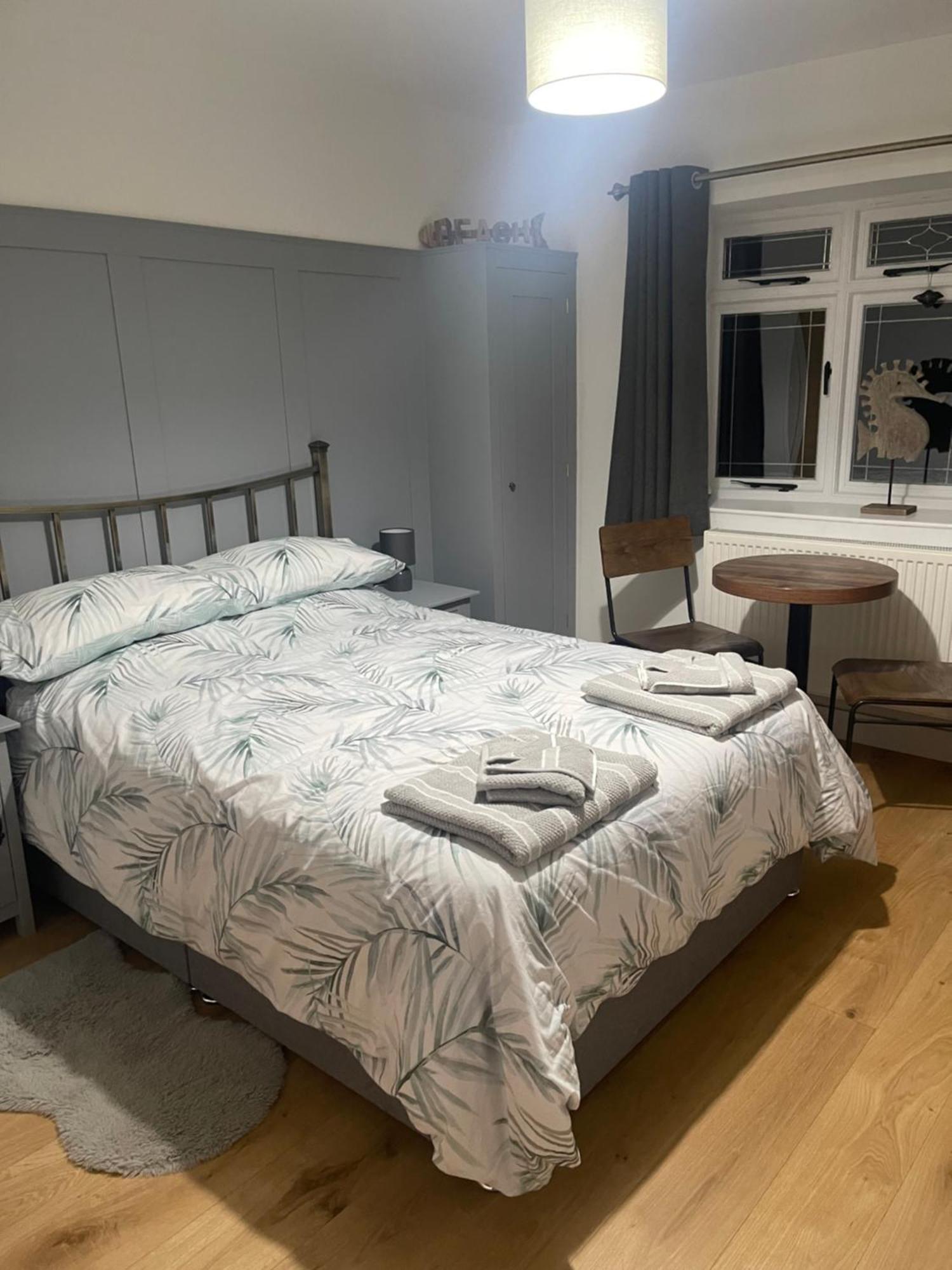 Godden Green B & B Guesthouse Newchurch  Экстерьер фото